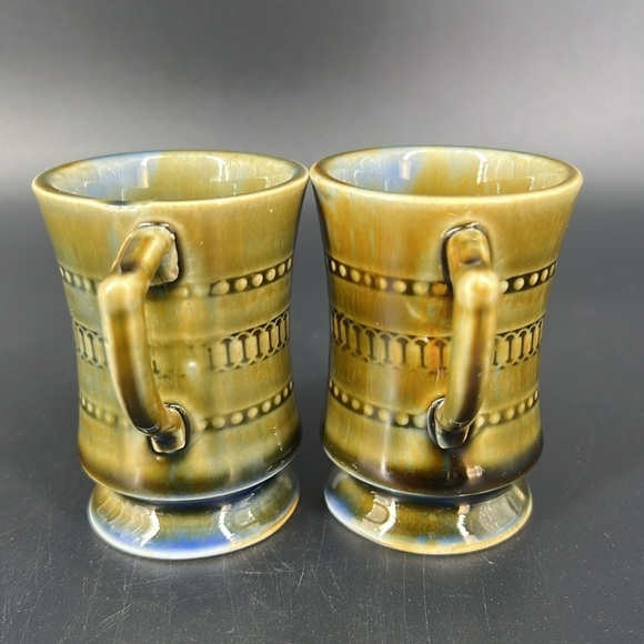 Vintage Small Wade
Shamrock Irish Porcelain
Tankard/Mug w/Harp Handle - Picture 4 of 8